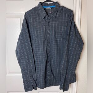 Arcteryx Long Sleeve Button Down Zipper Pockets
